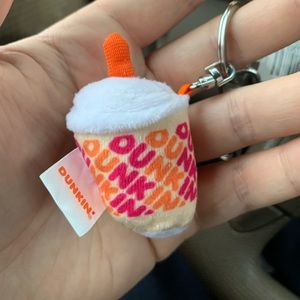 Dunkin’ Donuts ☕️🍩 Keychain 🧡🩷